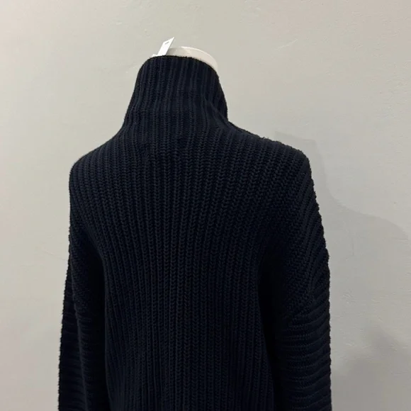 NWT 🖤 RTA Black Cotton Turtleneck Sweater with Front Slit – Size Large